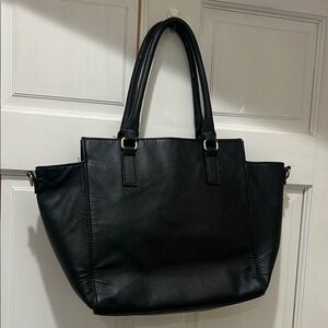 Black Faux Leather Tote Handbag - Classic Women's Carryall